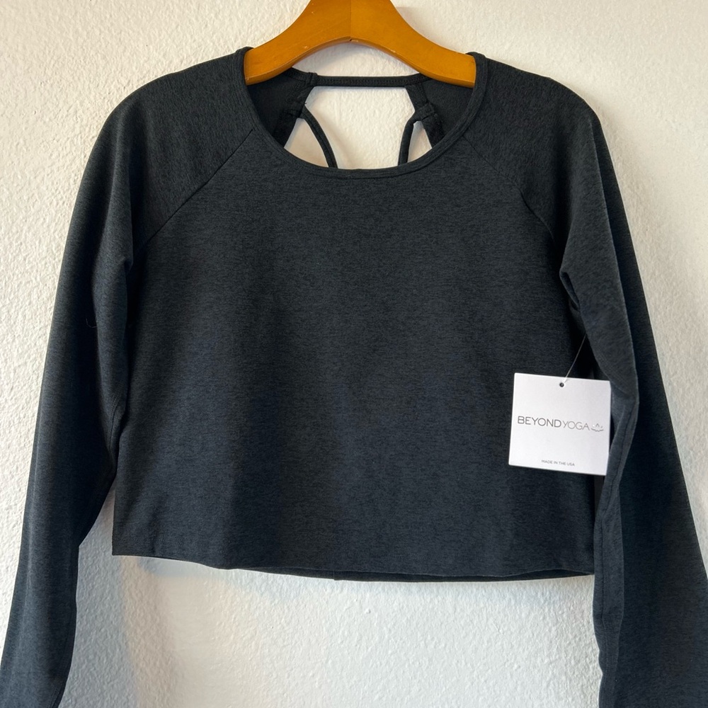 Beyond Yoga Spacedye Enlighten Cropped Pullover Darkest Night Black Size XL - Picture 6 of 11